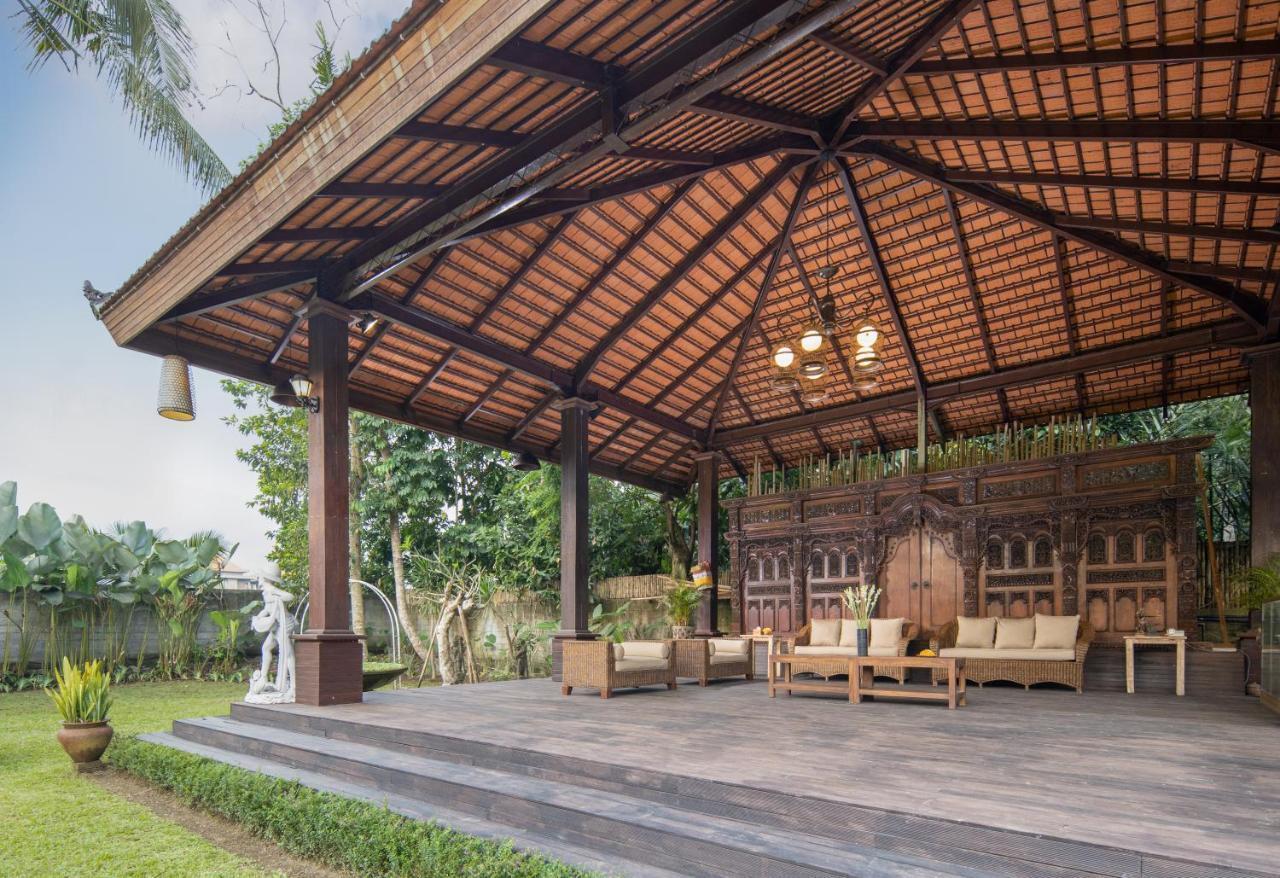 Ubud Raya Villa Exterior photo