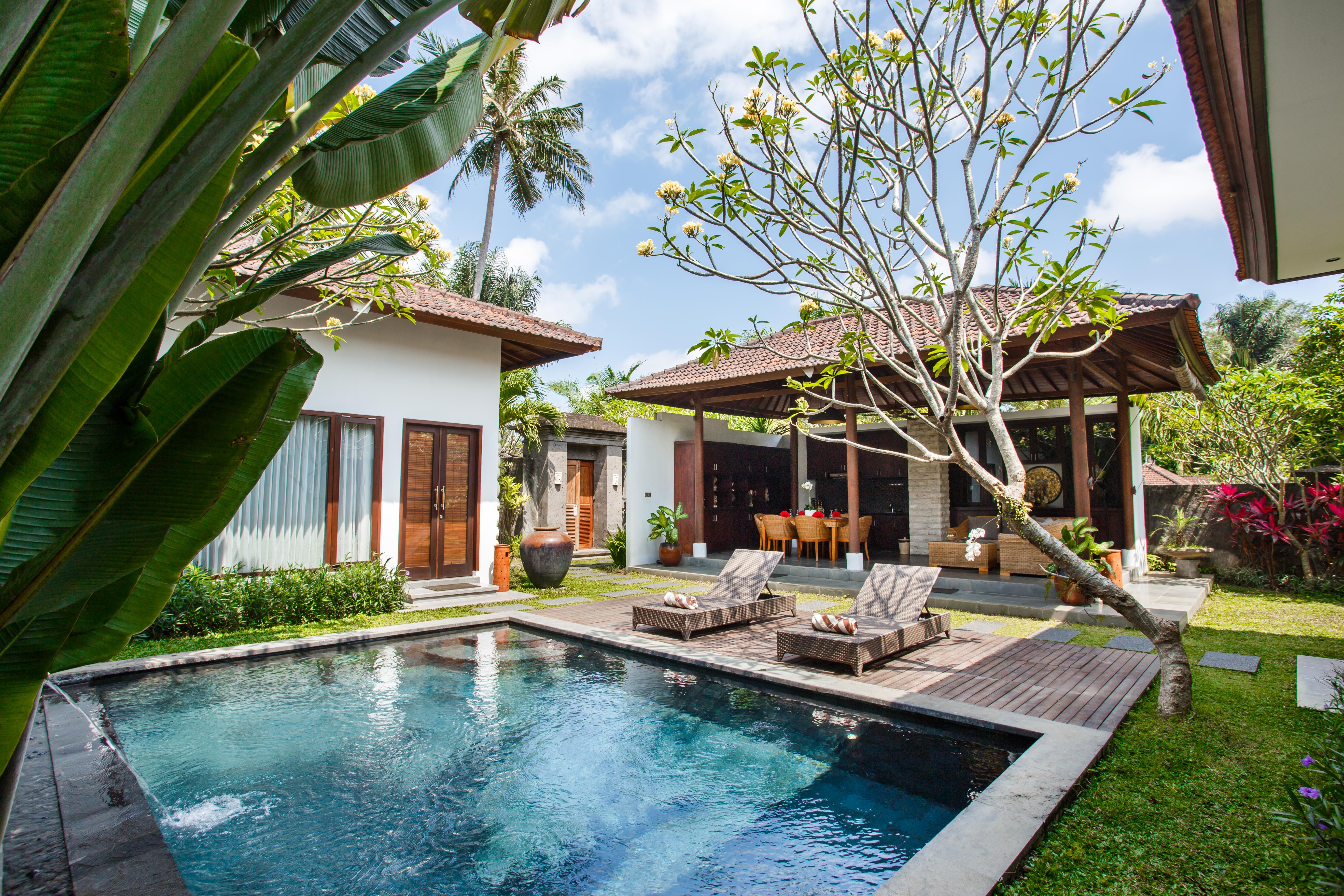 Ubud Raya Villa Exterior photo