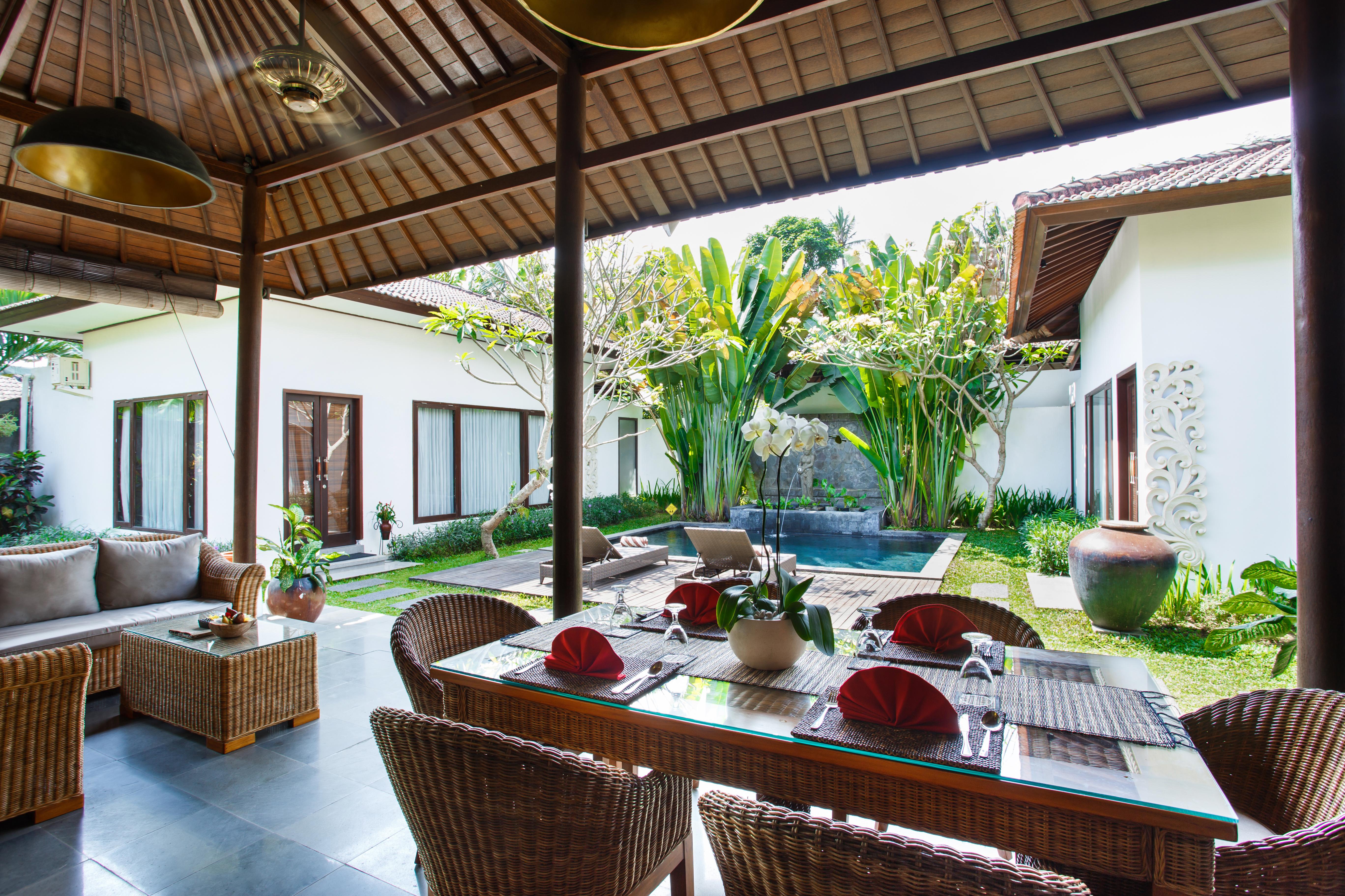 Ubud Raya Villa Exterior photo