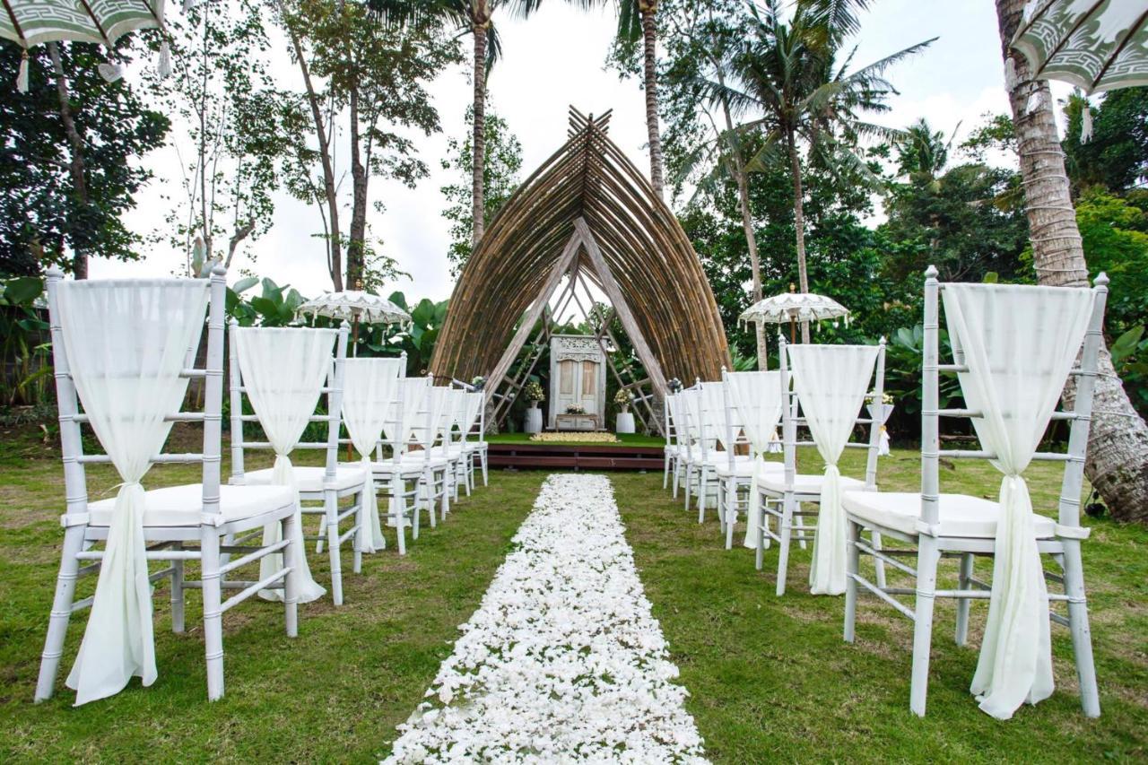 Ubud Raya Villa Exterior photo